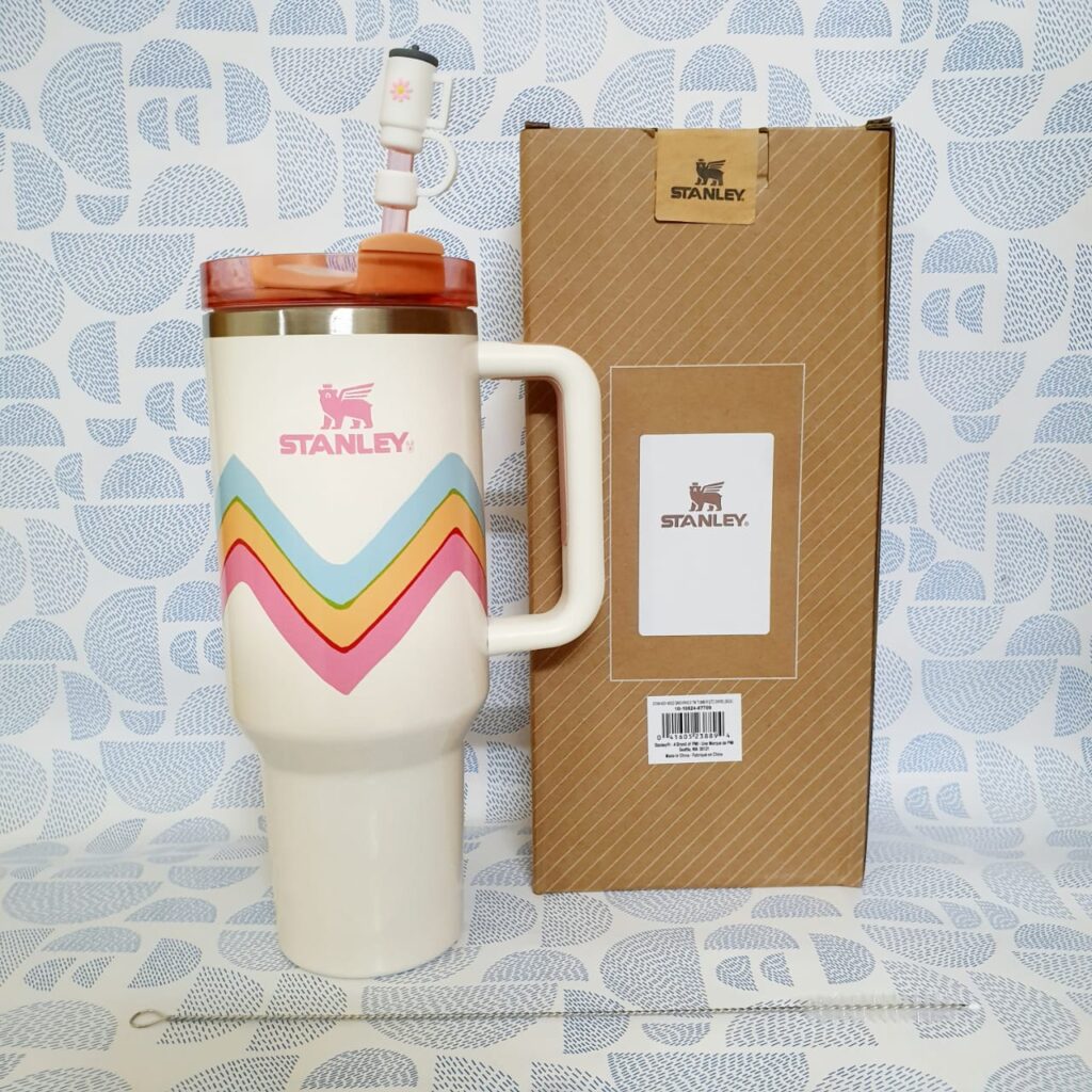 Watercolour zigzags tumbler stanley
