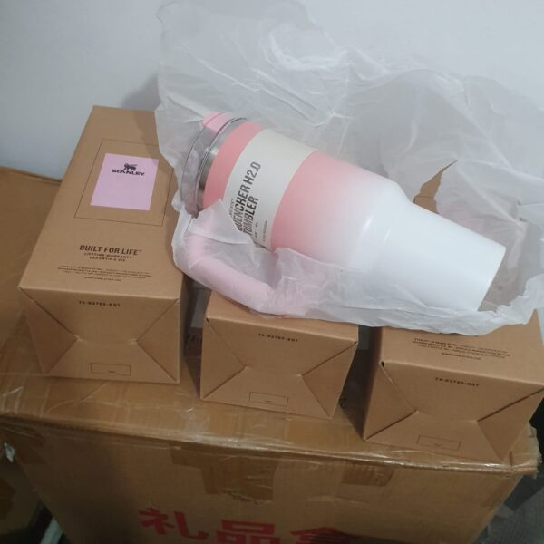 Stanley x Starbucks Sweet Pink Ombré insulated Tumbler