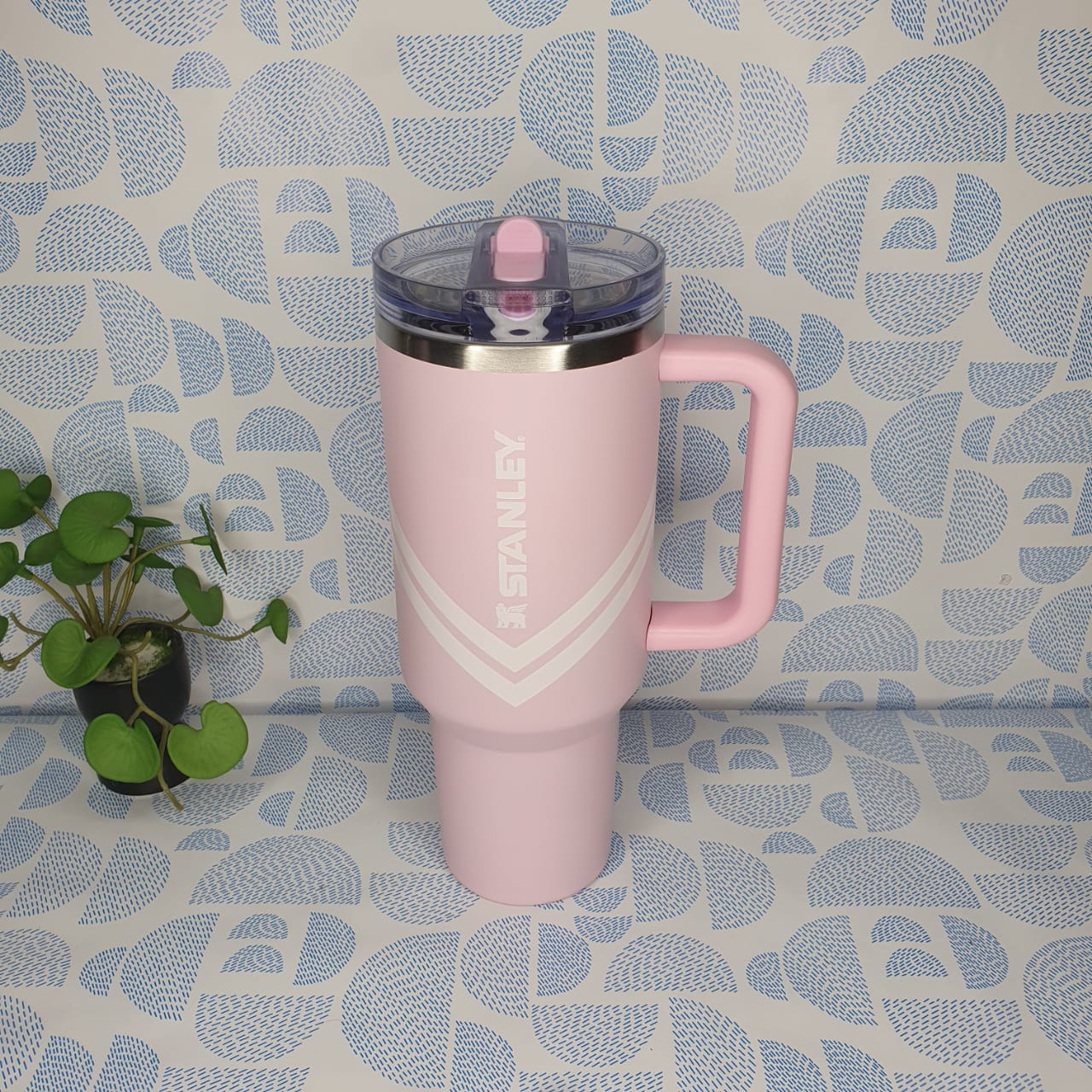 Stanley Protour Flip Straw Baby Pink Chevron 40oz Tumbler - Image 6