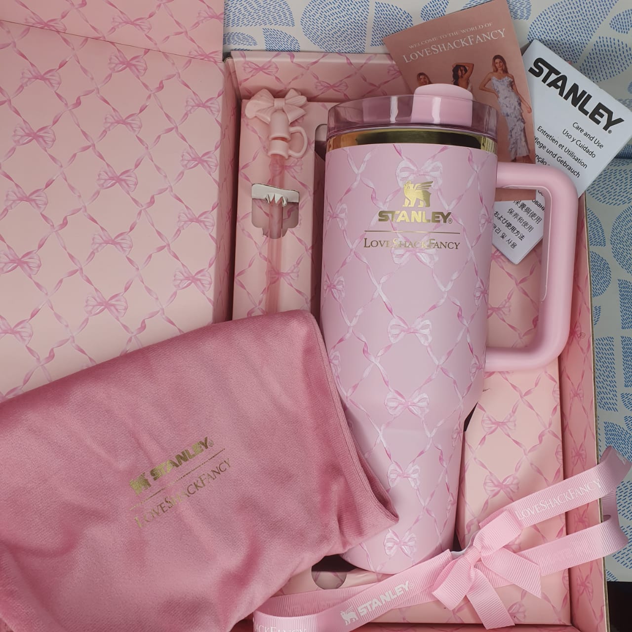 Stanley LoveShackFancy Baby Bow Pink Peppermint Tumbler – 40oz