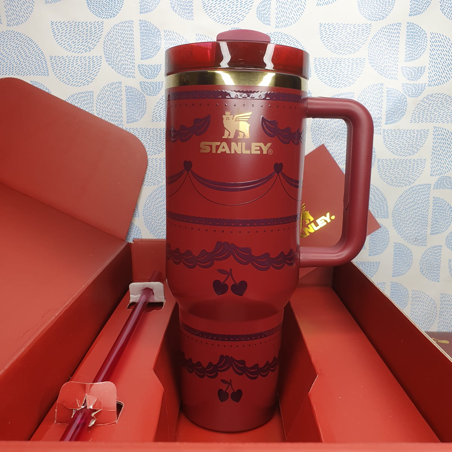 Stanley Valentine’s Day Red Velvet Cake Flowstate Tumbler | 40 OZ - Image 2
