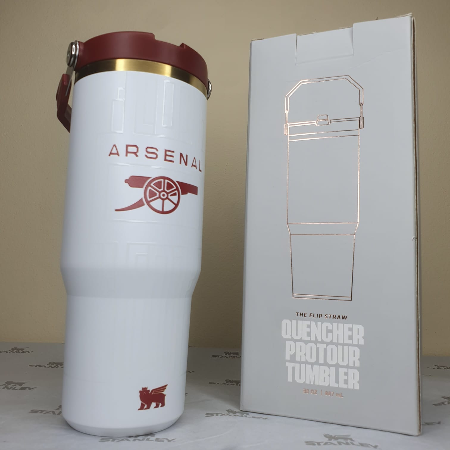 Stanley X Arsenal FlipStraw Stainless Steel Insulated Cup 30oz - Image 4