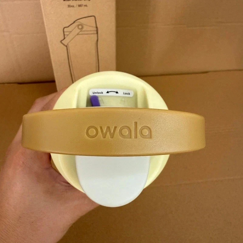 Owala FreeSip Sway Fresh Lemon Tumbler with Travel Grip Water Bottle - 30oz - Image 4