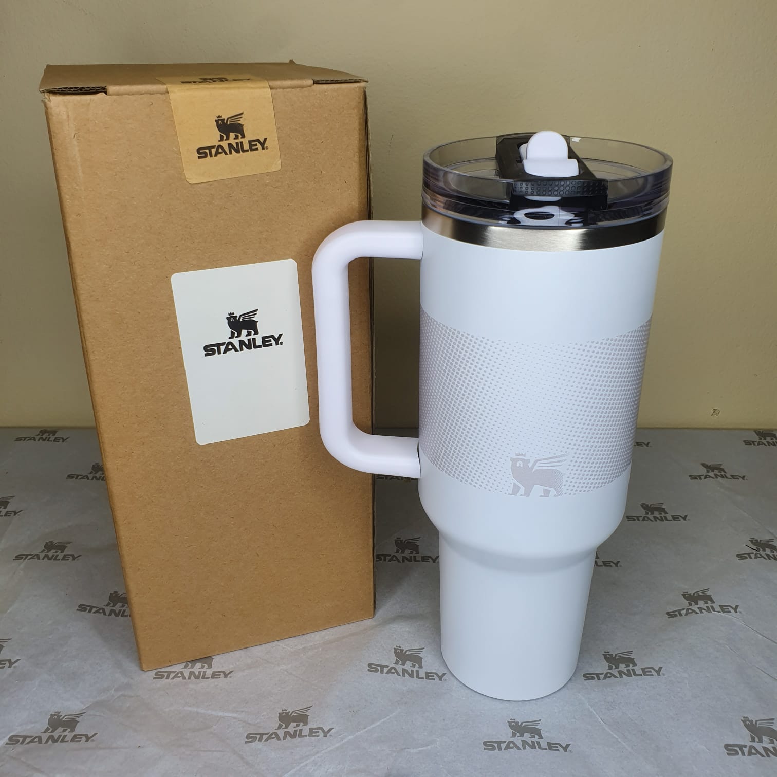 Stanley ProTour Flip Straw Fade Tumbler 1.18L - Image 11