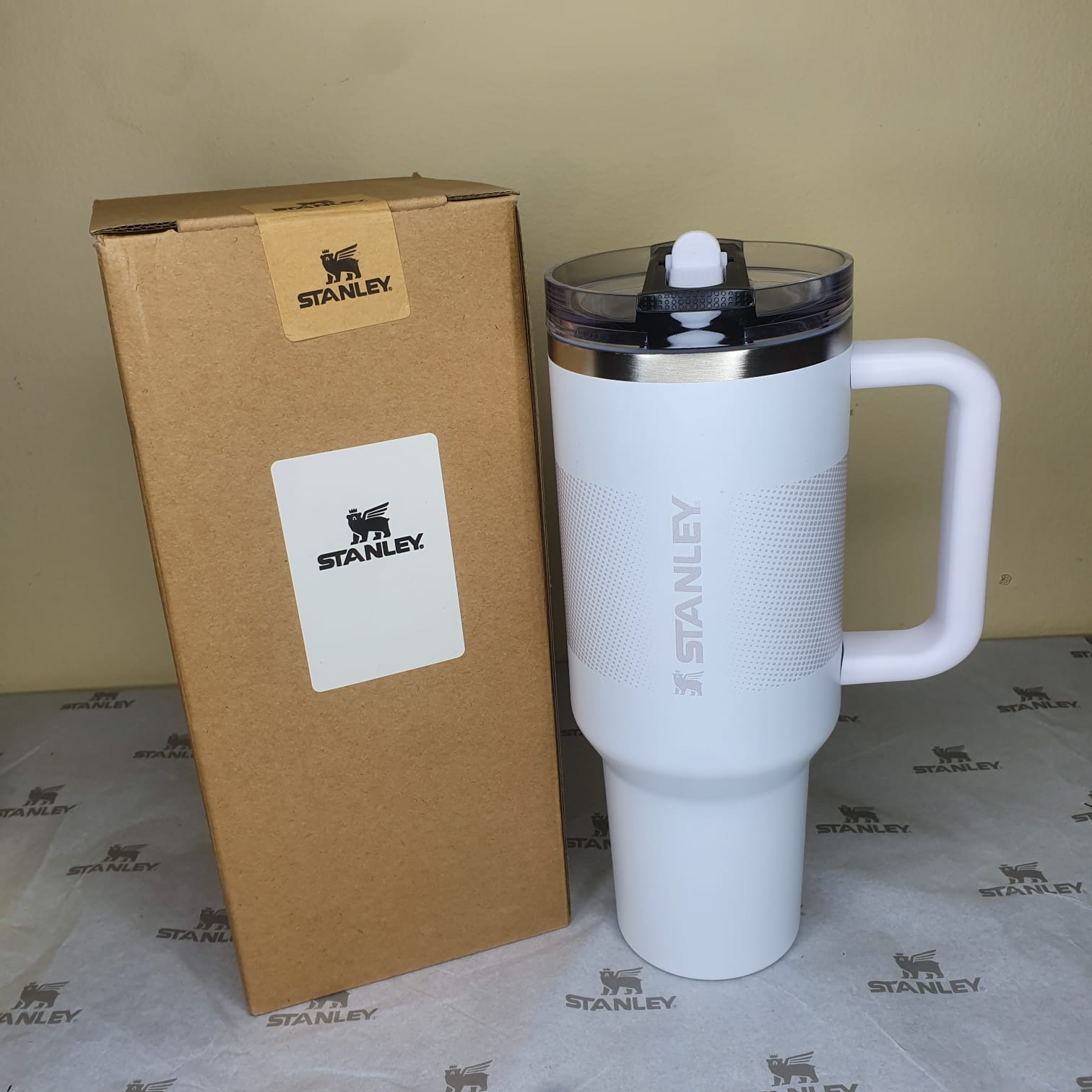 Stanley ProTour Flip Straw Fade Tumbler 1.18L - Image 2