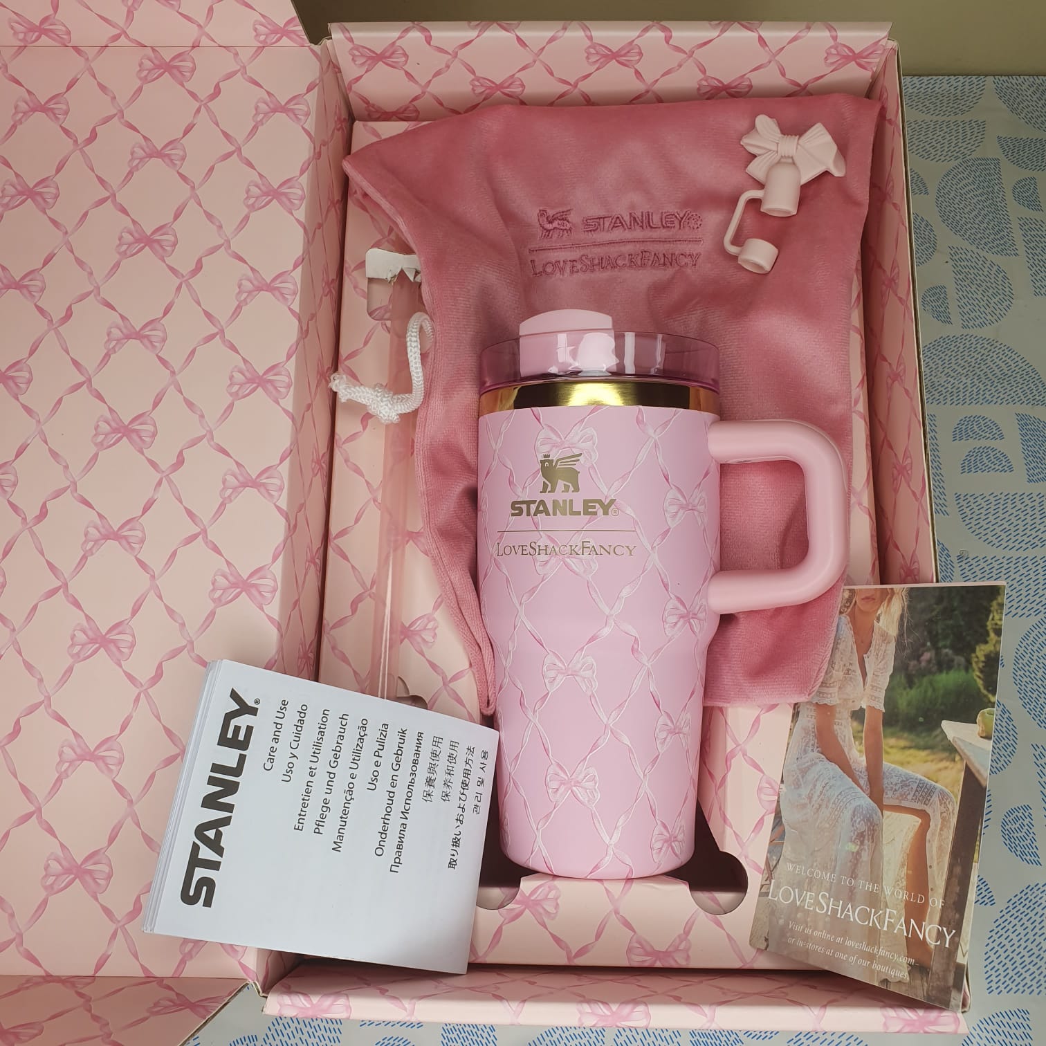 Stanley LoveShackFancy Baby Bow Pink Peppermint Tumbler – 20oz