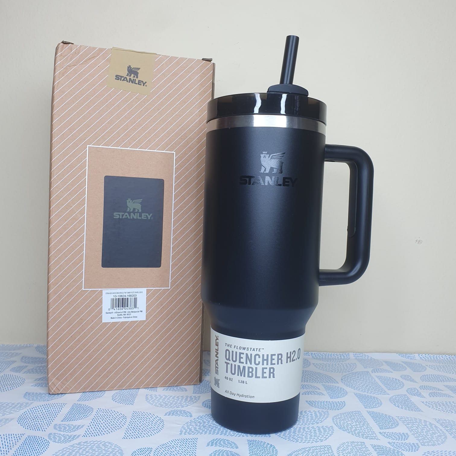 Stanley Black Flowstate Tumbler – 40oz
