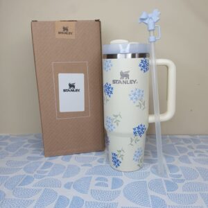 The new Stanley Antique Florets FlowState Tumbler - 30oz