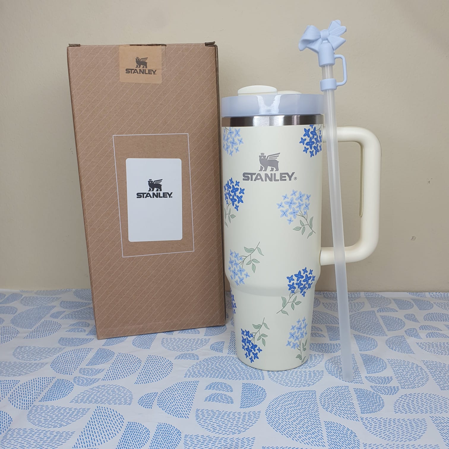 The new Stanley Antique Florets FlowState Tumbler - 30oz