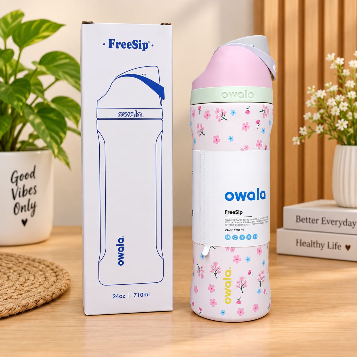 Owala FreeSip Leak-proof 'CherryBlossom' with Travel Grip - 710mL